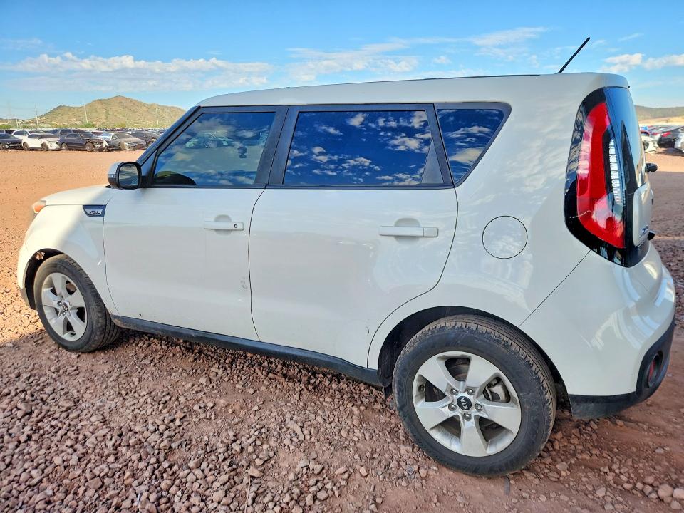 Снимка 2 от търг – 2019 KIA SOUL с VIN KNDJN2A2XK7674586