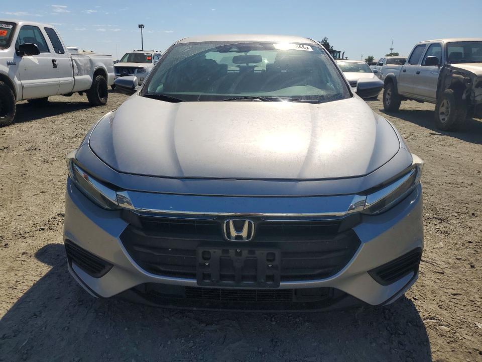 Photo 5 from auction – 2019 HONDA INSIGHT with VIN 19XZE4F51KE003986
