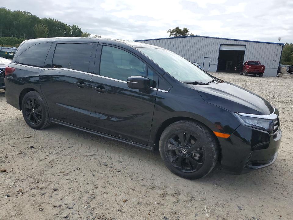 Photo 4 from auction – 2024 HONDA ODYSSEY with VIN 5FNRL6H7XRB056156