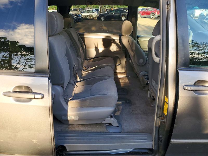 Zdjęcie 11 z aukcji – 2005 TOYOTA SIENNA z VIN 5TDZA23C15S362168