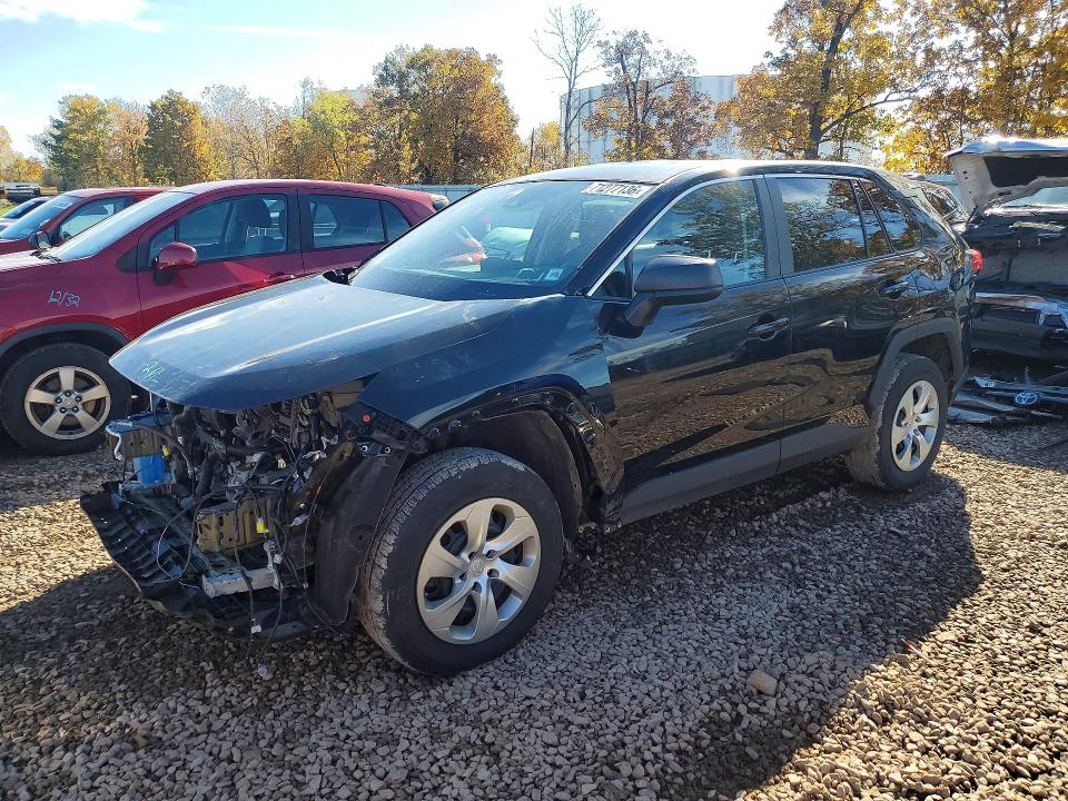 TOYOTA RAV4 2022 with VIN 2T3F1RFV2NW249725 - Photo from auction