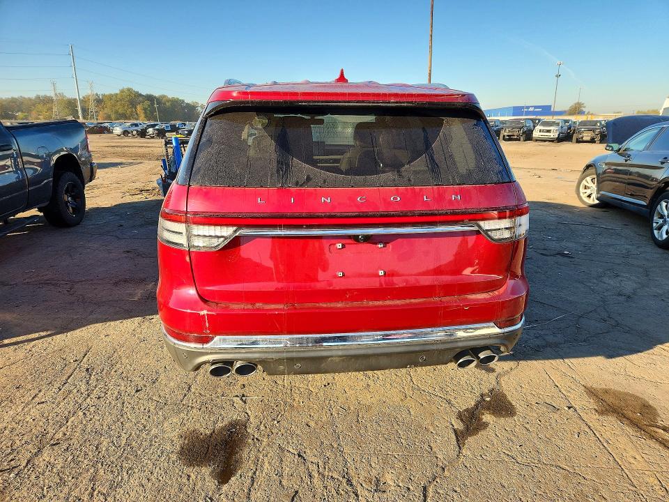 Photo 6 from auction – 2020 LINCOLN AVIATOR with VIN 5LM5J7XC8LGL06864