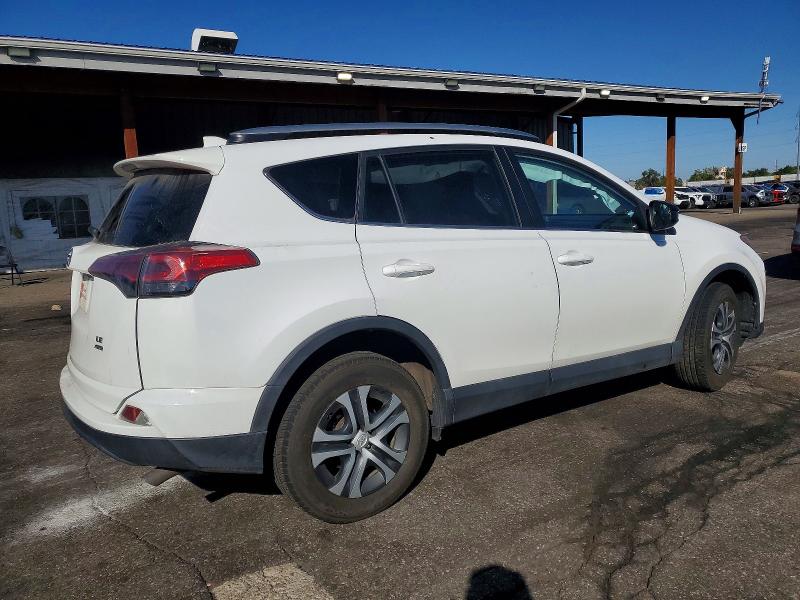 Снимка 3 от търг – 2017 TOYOTA RAV4 с VIN 2T3BFREV3HW671153