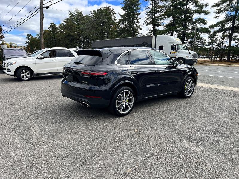 Photo 4 from auction – 2019 PORSCHE CAYENNE with VIN WP1AE2AY0KDA52163
