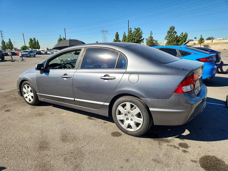 Zdjęcie 2 z aukcji – 2010 HONDA CIVIC z VIN 19XFA1F58AE046460