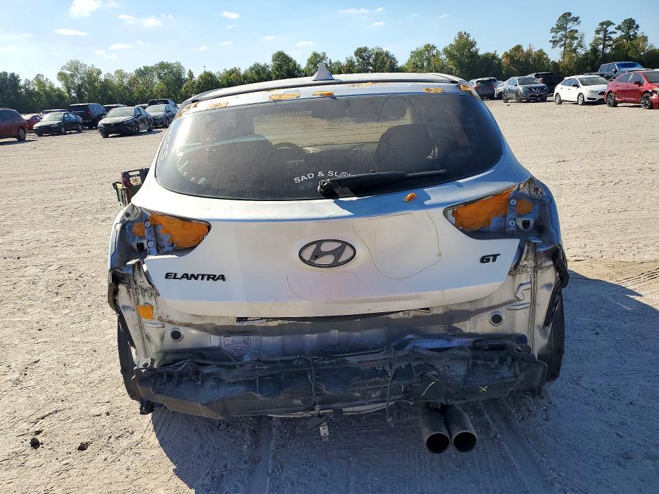 Снимка 6 от търг – 2013 HYUNDAI ELANTRA GT с VIN KMHD35LEXDU022868