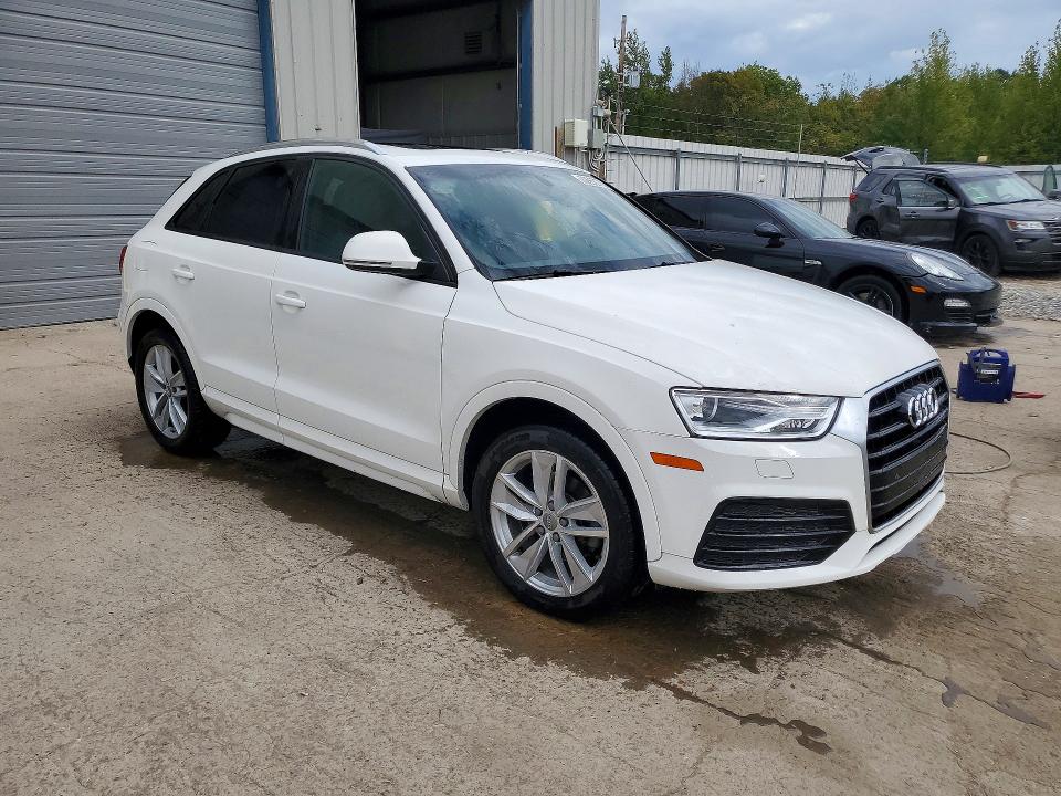 Снимка 4 от търг – 2018 AUDI Q3 с VIN WA1BCCFS6JR022473