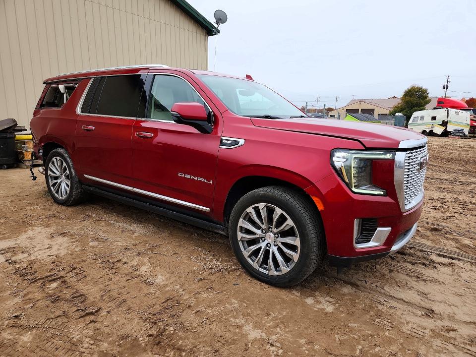 Снимка 4 от търг – 2021 GMC YUKON XL с VIN 1GKS2JKL8MR243500