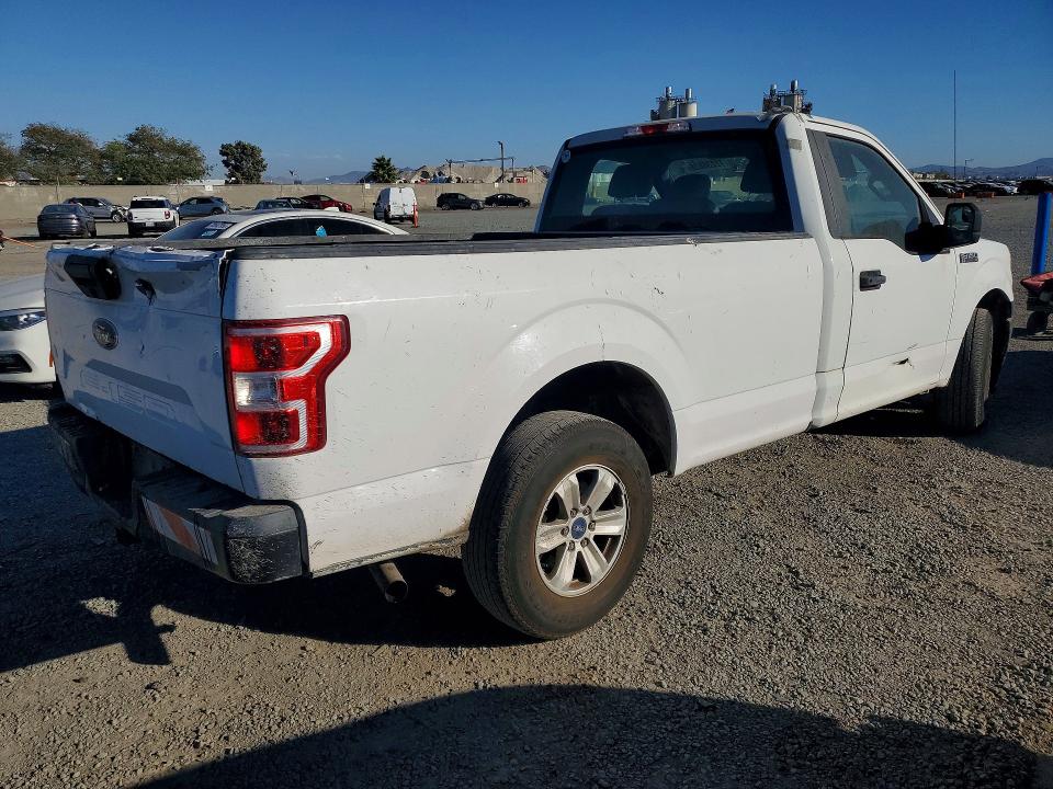Photo 3 from auction – 2019 FORD F150 with VIN 1FTMF1CB4KKE70929