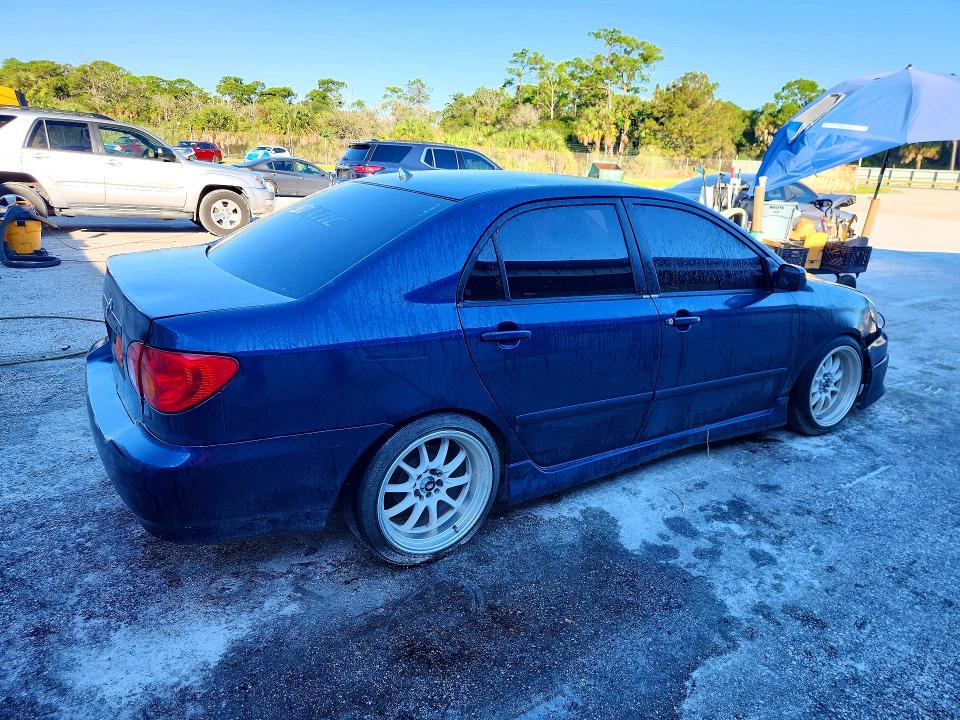 Снимка 3 от търг – 2004 TOYOTA COROLLA с VIN 2T1BR32E04C283505