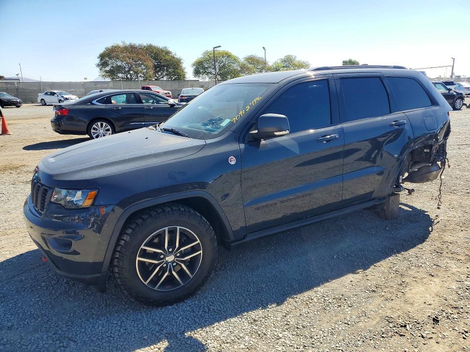 JEEP GRAND CHEROKEE 2017 с VIN 1C4RJFLG1HC904272 - Снимка от търг