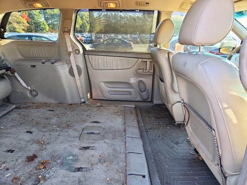 Снимка 11 от търг – 2009 TOYOTA SIENNA с VIN 5TDZK22C59S244709