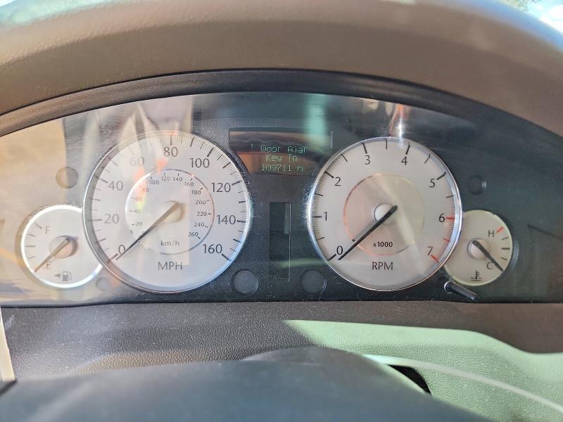 Снимка 9 от търг – 2008 CHRYSLER 300C с VIN 2C3KA63HX8H318715