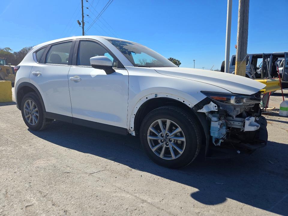 Снимка 4 от търг – 2022 MAZDA CX-5 с VIN JM3KFBAM4N0601124
