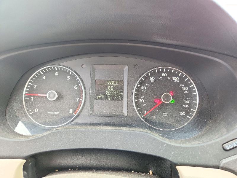 Снимка 9 от търг – 2014 VOLKSWAGEN JETTA с VIN 3VWD17AJ0EM293267