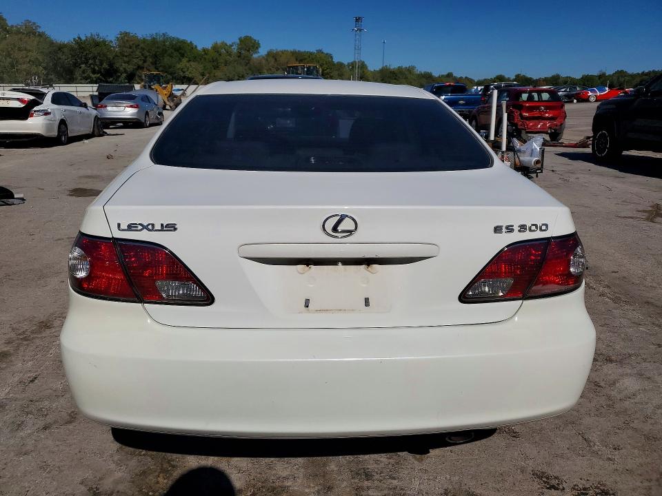 Снимка 6 от търг – 2003 LEXUS ES с VIN JTHBF30G930088636