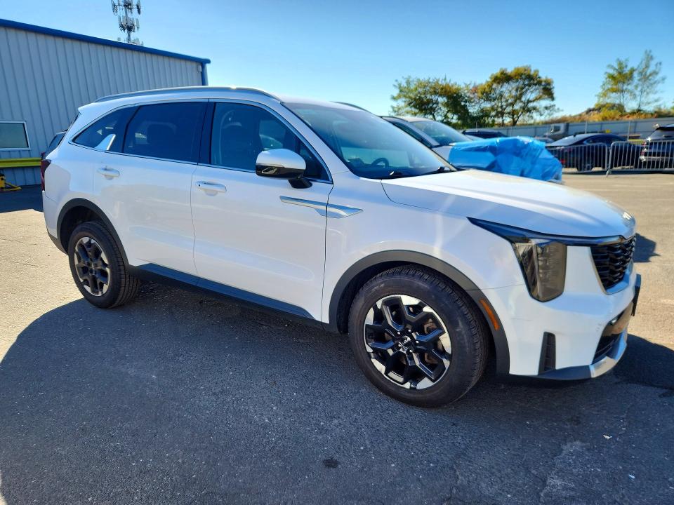Снимка 4 от търг – 2024 KIA SORENTO с VIN 5XYRLDJC0RG285871