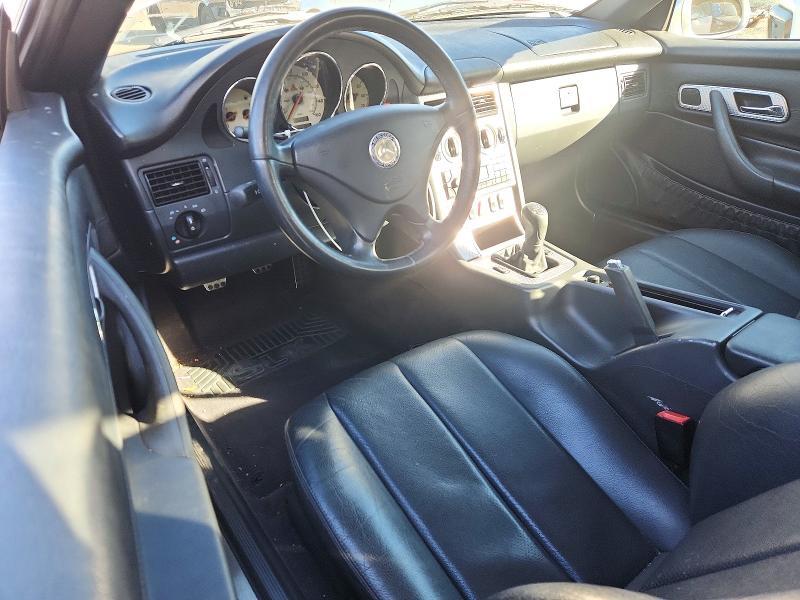 Снимка 8 от търг – 2003 MERCEDES-BENZ SLK с VIN WDBKK49F83F277674