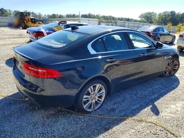صورة رقم 3 من المزاد - 2019 JAGUAR XE مع VIN SAJAJ4FX1KCP46733