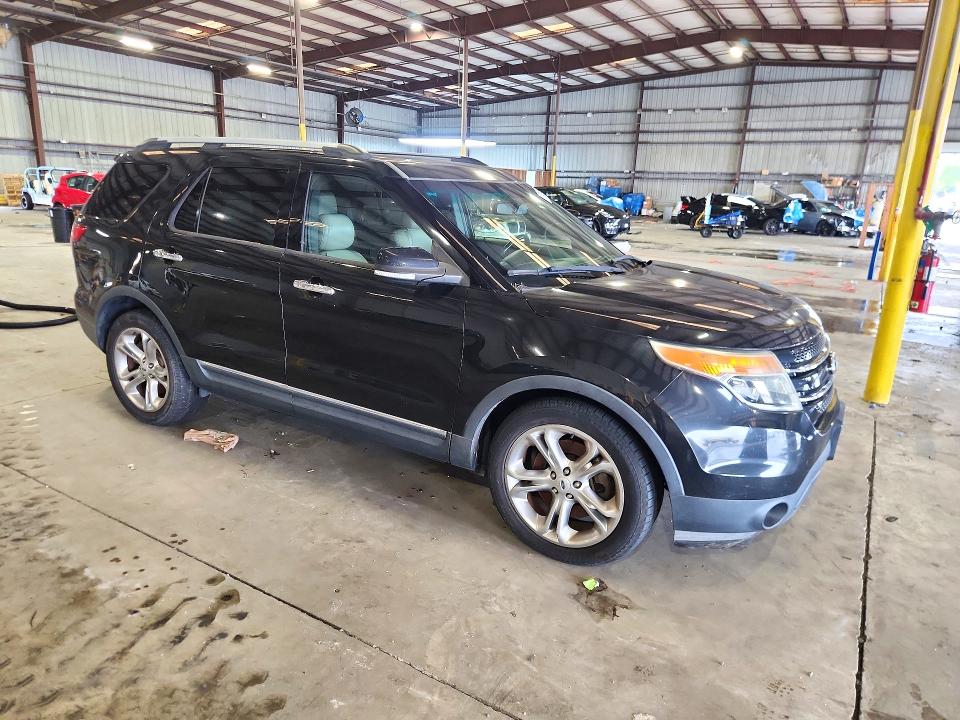 Foto 4 de la subasta – 2014 FORD EXPLORER con VIN 1FM5K7F80EGA44578