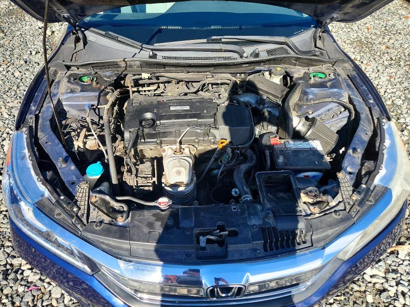 Снимка 11 от търг – 2016 HONDA ACCORD с VIN 1HGCR2F34GA126917