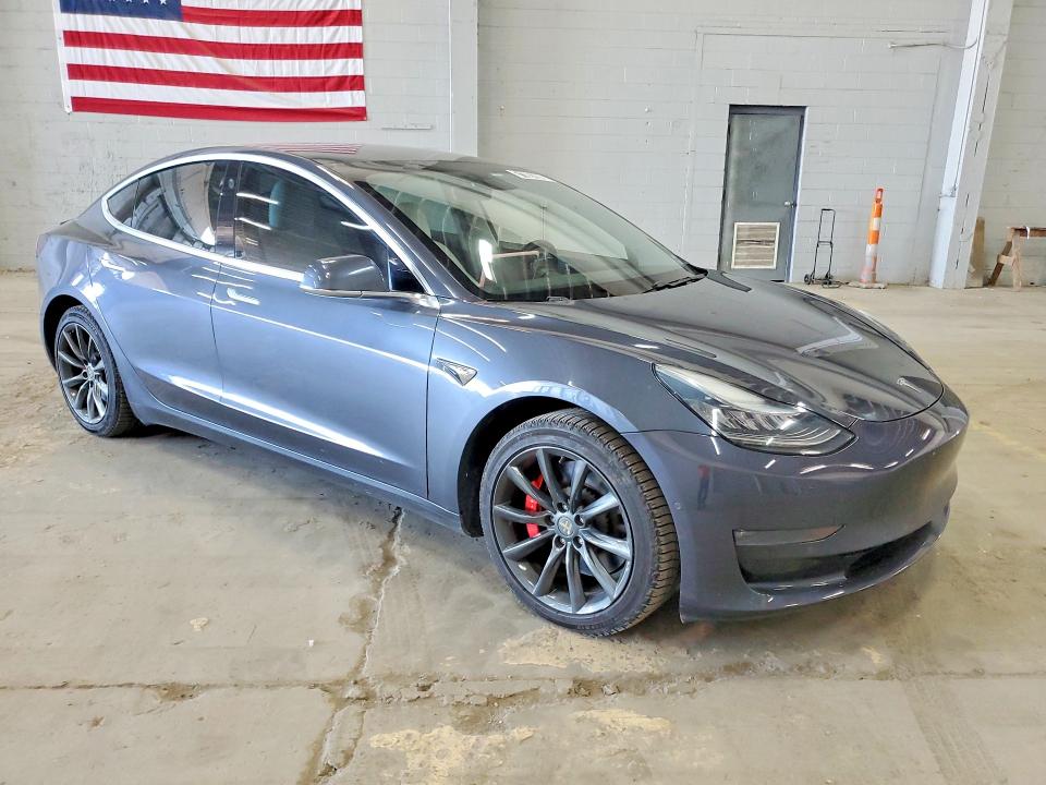 Photo 4 from auction – 2020 TESLA MODEL 3 with VIN 5YJ3E1EC6LF641764