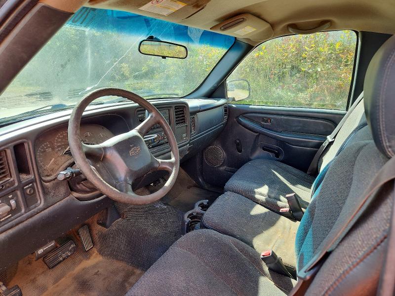 Снимка 8 от търг – 2002 CHEVROLET SILVERADO с VIN 1GCEC14WX2Z158443