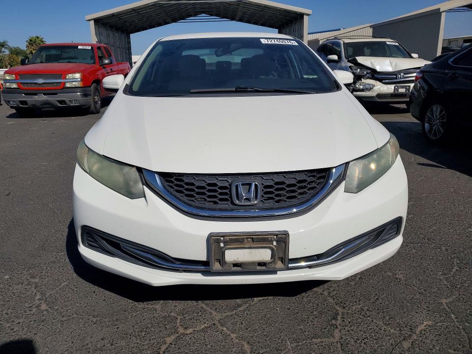 Photo 5 from auction – 2015 HONDA CIVIC with VIN 2HGFB2F55FH511048