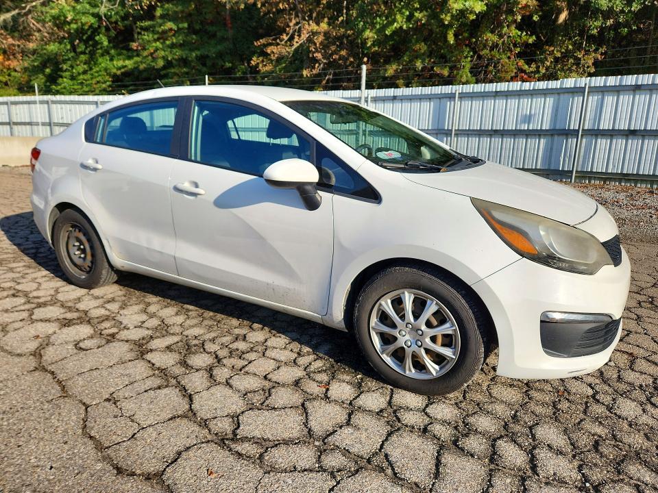 Photo 4 from auction – 2017 KIA RIO with VIN KNADM4A34H6057300