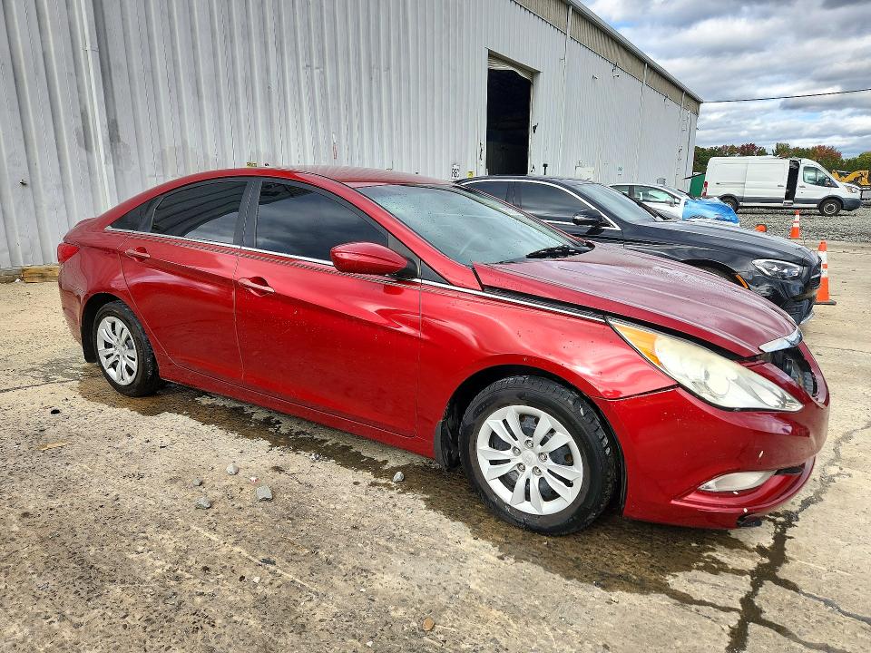 Снимка 4 от търг – 2013 HYUNDAI SONATA с VIN 5NPEB4AC7DH561935