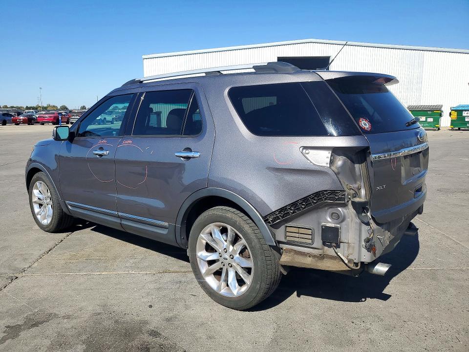 Photo 2 from auction – 2014 FORD EXPLORER with VIN 1FM5K7D88EGB79181