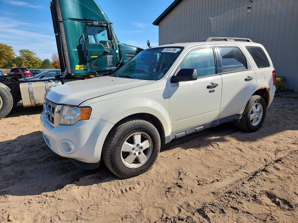 2011 FORD ESCAPE - Търг №72034786