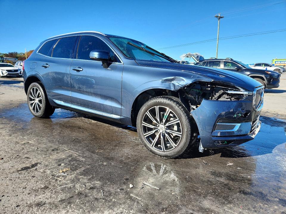 Photo 4 from auction – 2020 VOLVO XC60 with VIN YV4102RL1L1428975