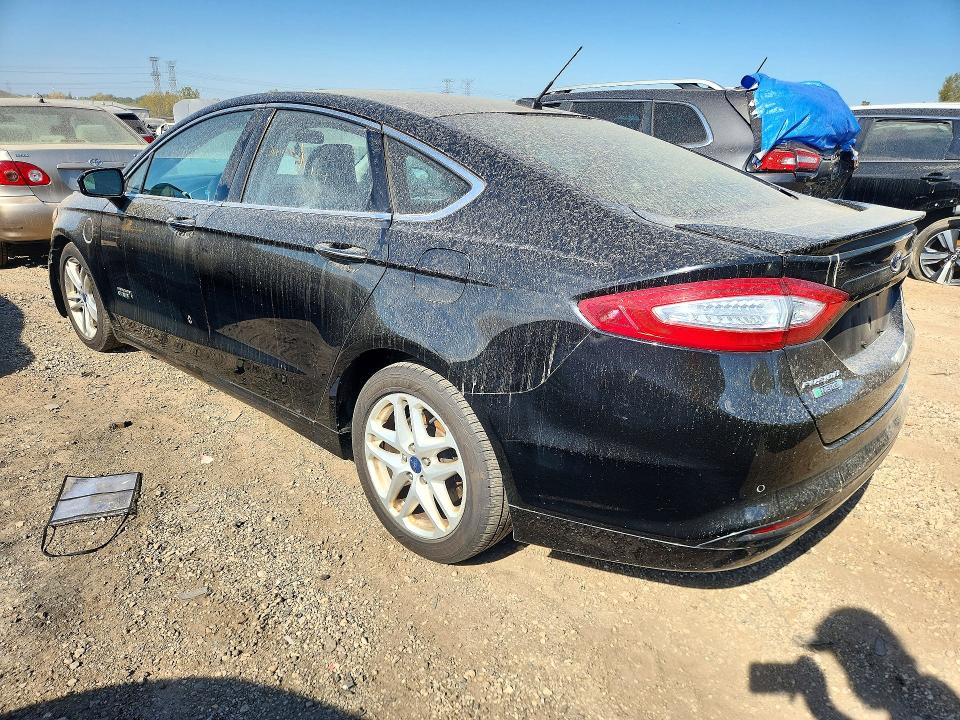 Foto 2 de la subasta – 2016 FORD FUSION con VIN 3FA6P0SU2GR286505