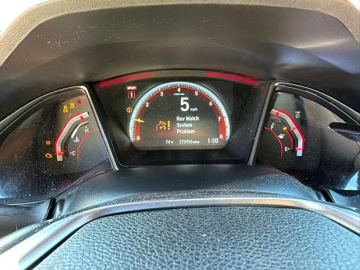 Снимка 7 от търг – 2018 HONDA CIVIC с VIN SHHFK8G78JU200275