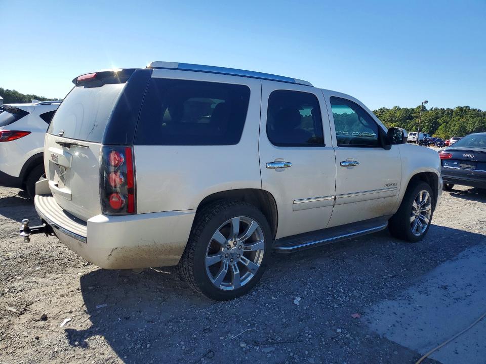 Zdjęcie 3 z aukcji – 2013 GMC YUKON z VIN 1GKS2GEJ9DR133617
