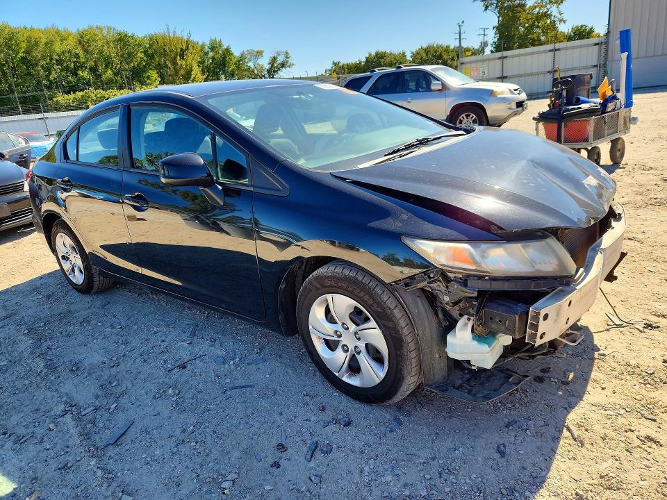 Снимка 4 от търг – 2013 HONDA CIVIC с VIN 19XFB2F52DE205352