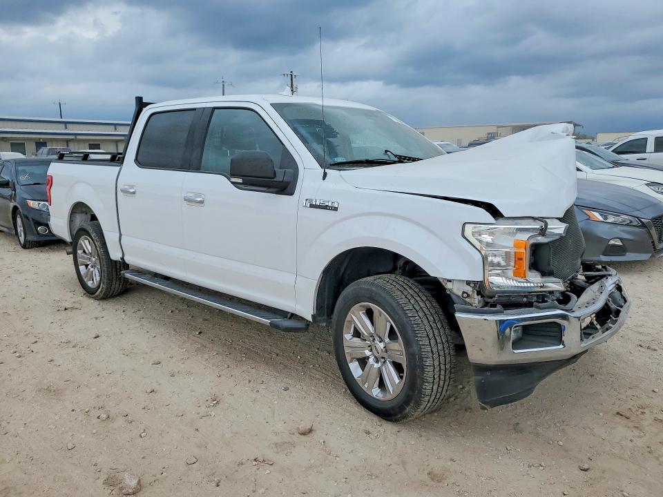 Zdjęcie 4 z aukcji – 2018 FORD F150 z VIN 1FTEW1C50JKE29405