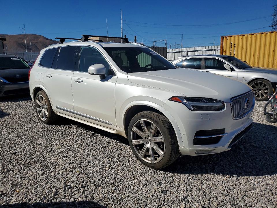 Zdjęcie 4 z aukcji – 2016 VOLVO XC90 z VIN YV4A22PL5G1039727