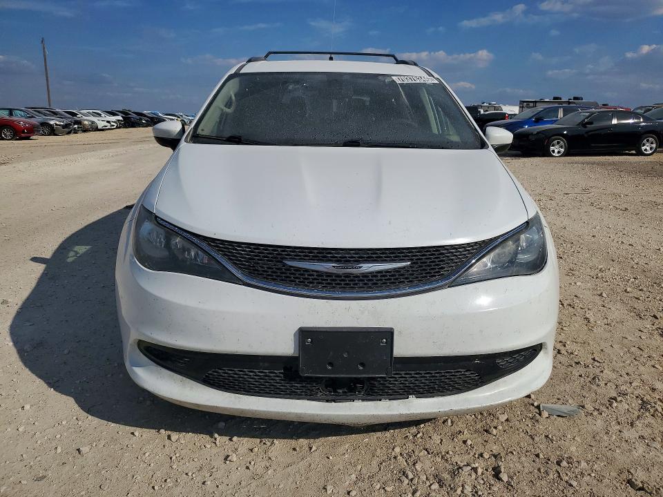 Снимка 5 от търг – 2021 CHRYSLER VOYAGER с VIN 2C4RC1DG3MR512052