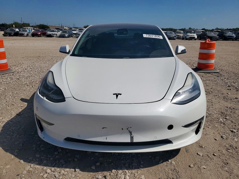 Photo 5 from auction – 2019 TESLA MODEL 3 with VIN 5YJ3E1EA0KF402580