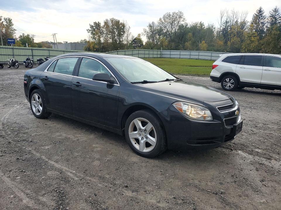 Снимка 4 от търг – 2012 CHEVROLET MALIBU с VIN 1G1ZB5E07CF280775