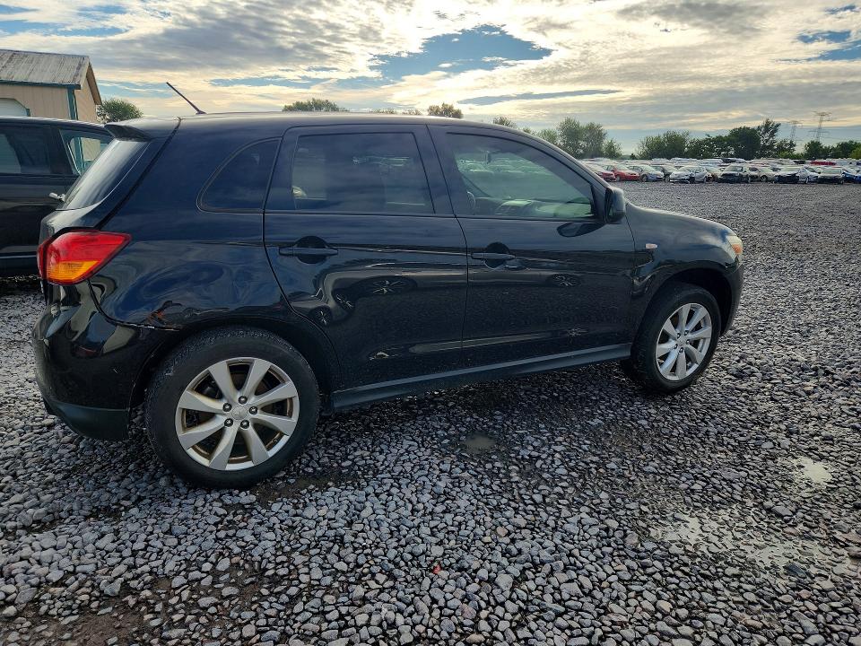 Photo 3 from auction – 2014 MITSUBISHI OUTLANDER SPORT with VIN 4A4AP3AU7EE027346