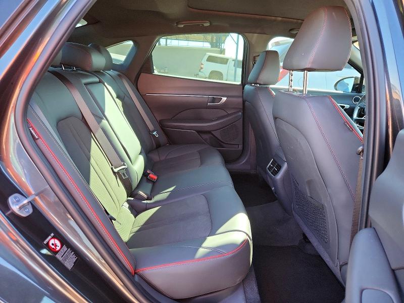 Снимка 10 от търг – 2023 HYUNDAI SONATA с VIN KMHL44J27PA268004