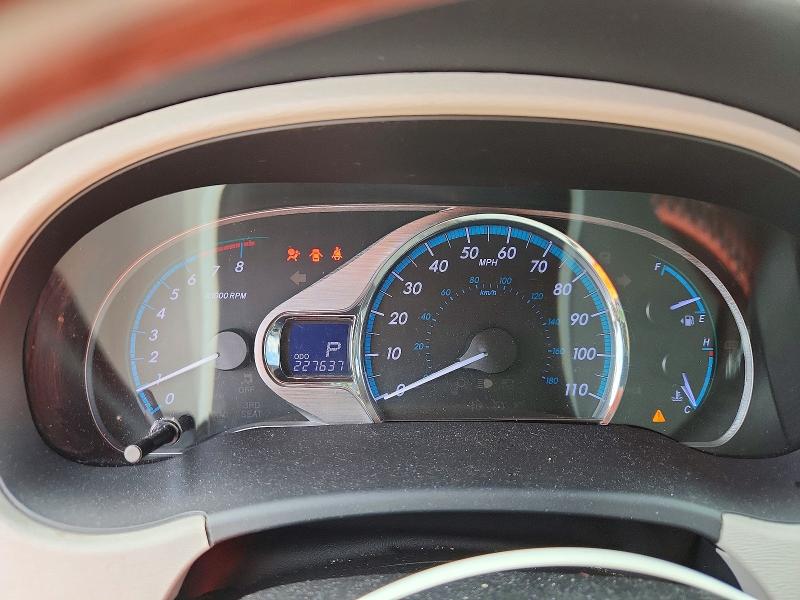 Снимка 9 от търг – 2014 TOYOTA SIENNA с VIN 5TDYK3DC3ES469509