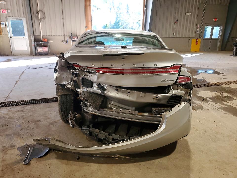 Снимка 6 от търг – 2014 LINCOLN MKZ с VIN 3LN6L2G90ER819367