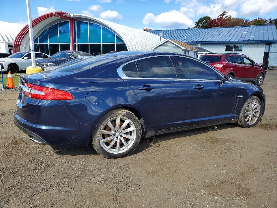 Foto 3 de la subasta – 2012 JAGUAR XF con VIN SAJWA0FB0CLS56871