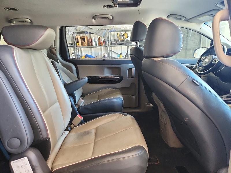Photo 11 from auction – 2018 KIA SEDONA with VIN KNDMC5C19J6377158