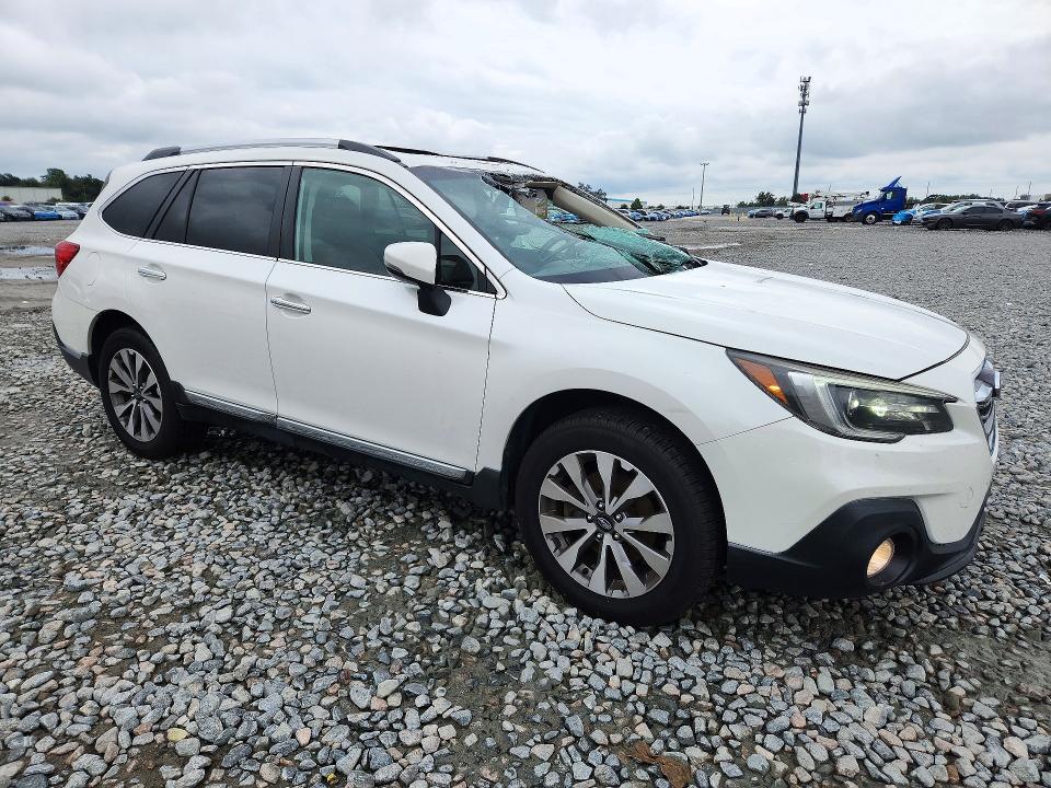 Снимка 4 от търг – 2019 SUBARU OUTBACK с VIN 4S4BSATC0K3303646