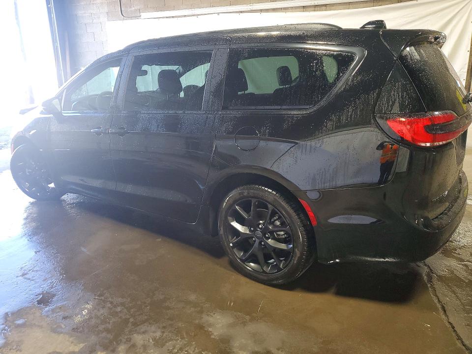 Photo 2 from auction – 2027 CHRYSLER PACIFICA with VIN 2C4RC1GG3VR552046